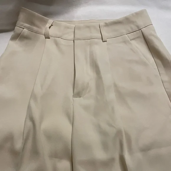 Pants - Picture 2 of 3